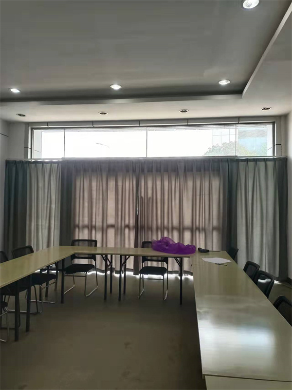 宜君家居百葉簾,宜君家居電動(dòng)窗簾,宜君家居臺(tái)布、椅套,湖南宜君家居有限公司